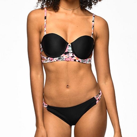 Zumiez Other - Trillium Trop Queen Strappy Bikini